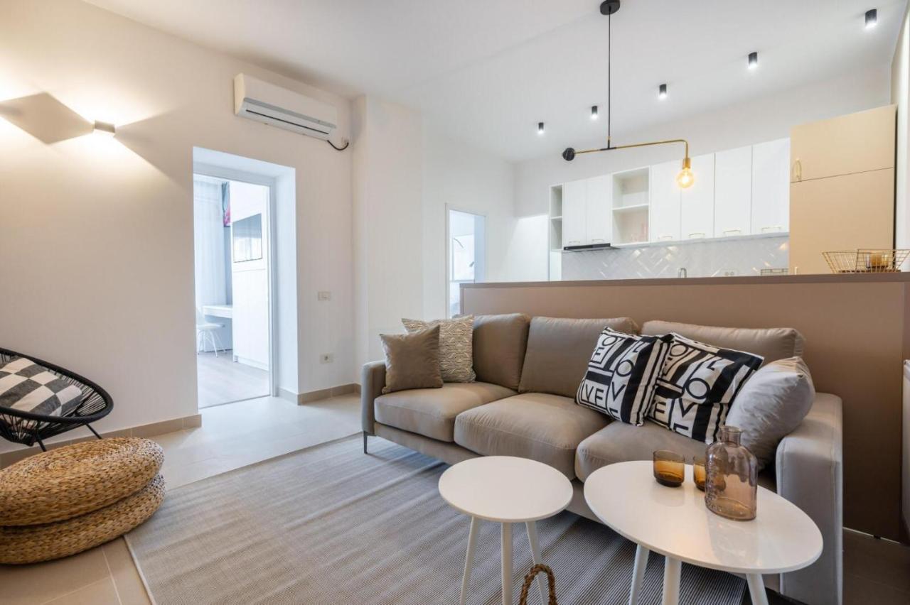 Fabulous Apartament With View In Calea Victoriei بوخارست المظهر الخارجي الصورة